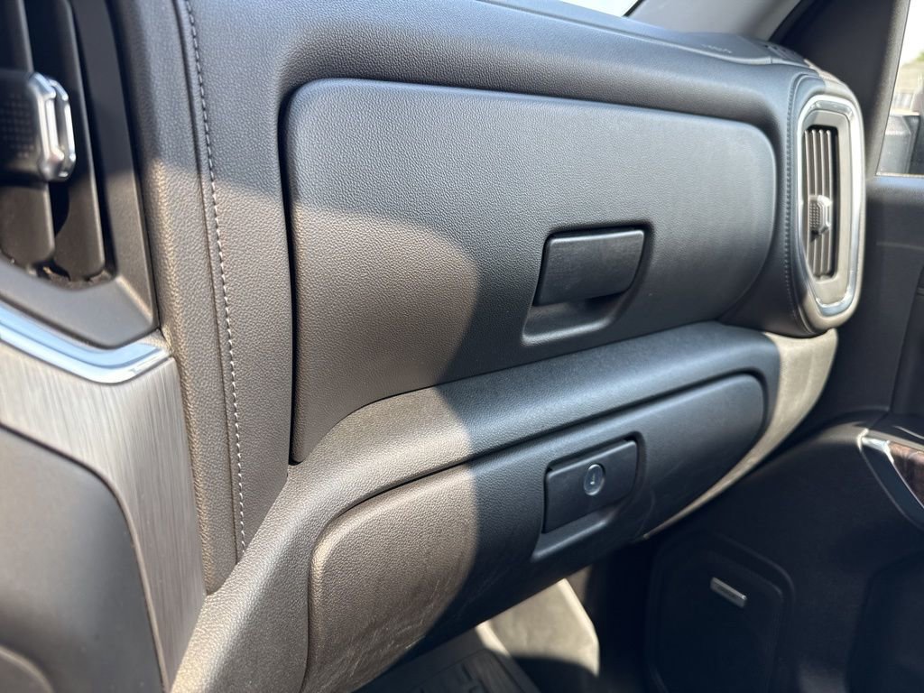 Used 2020 GMC Sierra 3500 Denali w/ Denali Ultimate Package AWD/4WD image 31