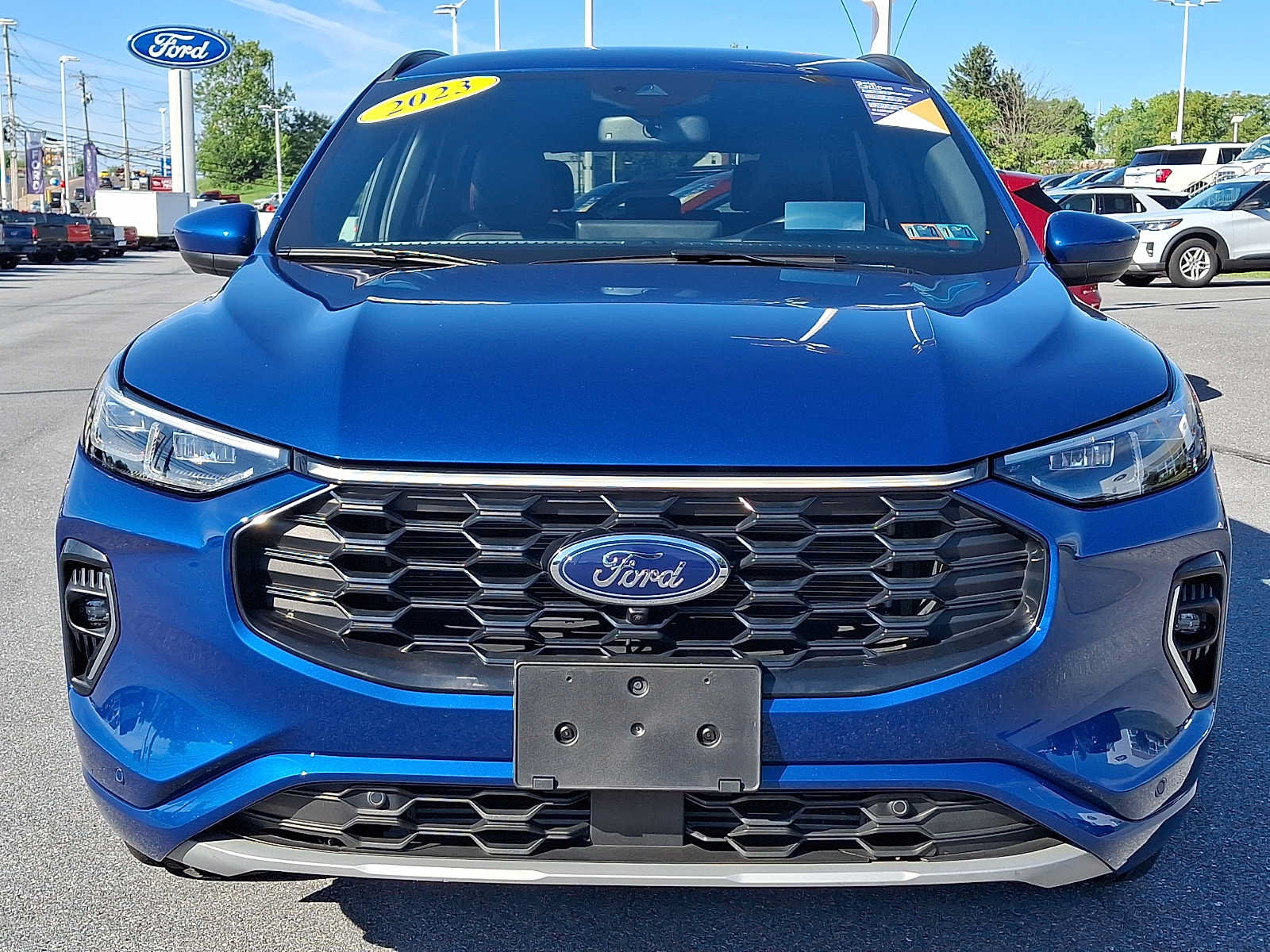Certified 2023 Ford Escape ST-Line Elite w/ Premium Technology Package AWD/4WD image 2