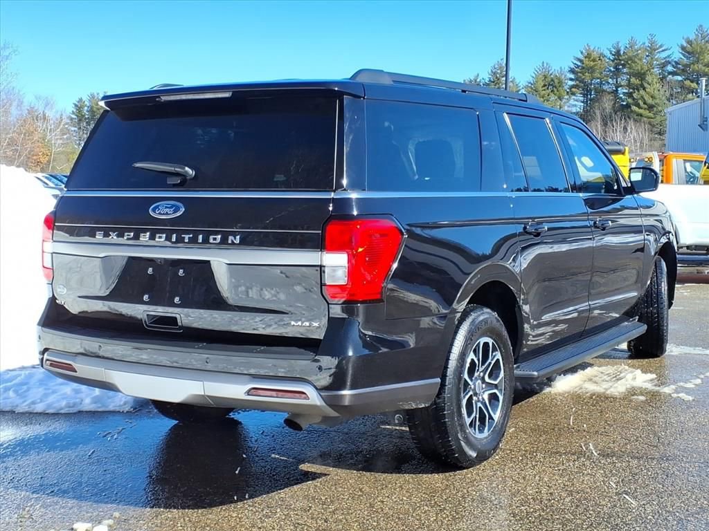 Certified 2024 Ford Expedition Max XLT image 4
