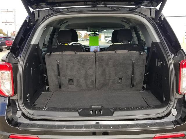 Certified 2023 Ford Explorer XLT image 9