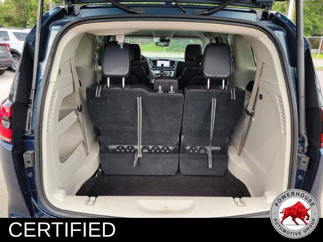 Used 2023 Chrysler Pacifica Touring-L FWD image 14