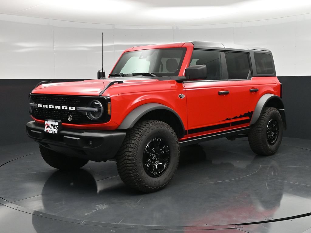 Certified 2022 Ford Bronco Wildtrak AWD/4WD image 7