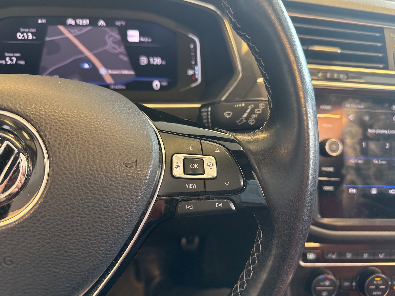 Used 2021 Volkswagen Tiguan SEL Premium R-Line image 20