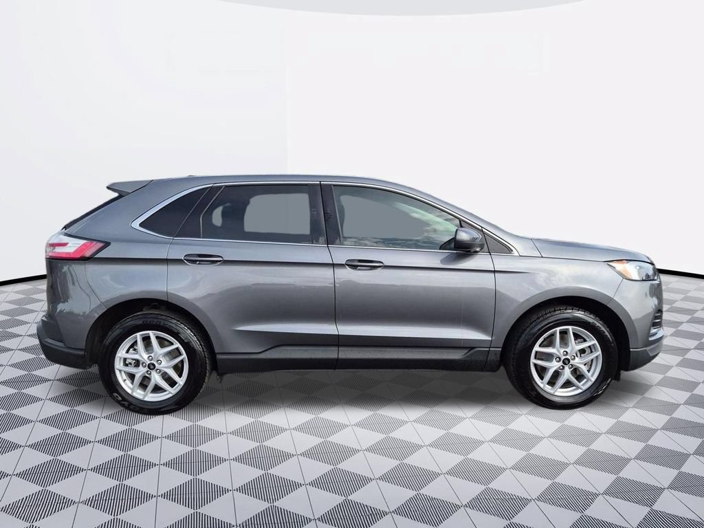 Certified 2024 Ford Edge SEL AWD/4WD image 6