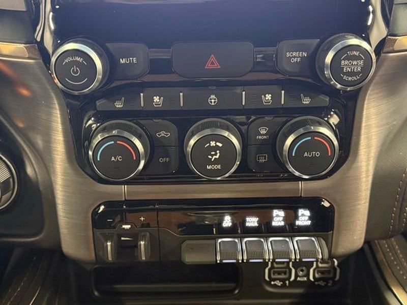 Used 2022 RAM 1500 Limited image 32