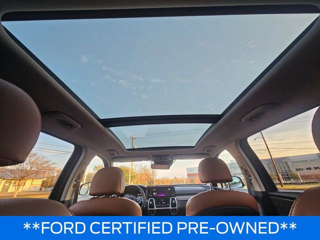 Used 2022 Kia Sorento SX Prestige w/ Rust Color Package image 17