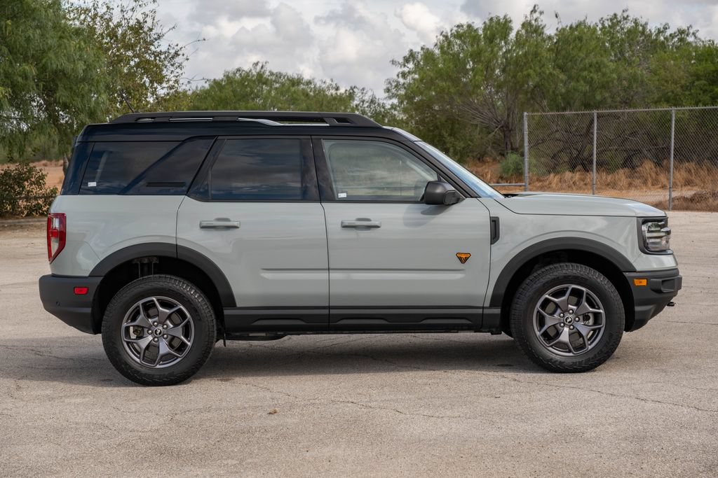 Certified 2024 Ford Bronco Sport Badlands w/ Premium Package AWD/4WD image 9