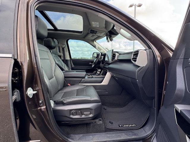 Used 2023 Toyota Tundra Limited w/ Power Package AWD/4WD image 17