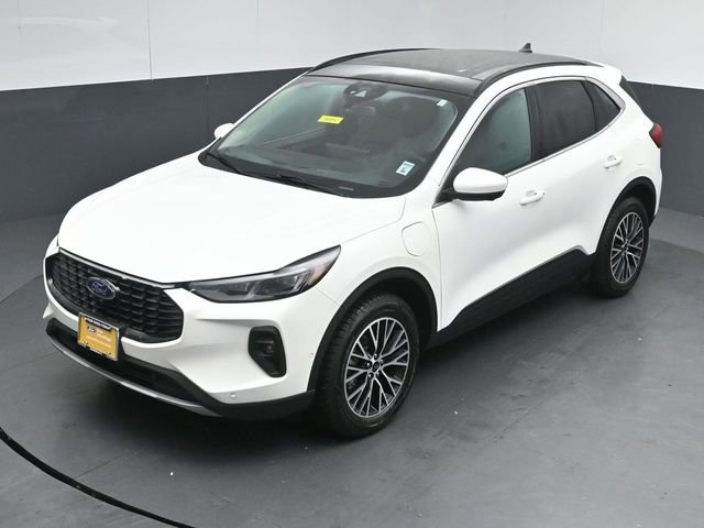 Certified 2024 Ford Escape SE w/ PHEV Premium Package image 3