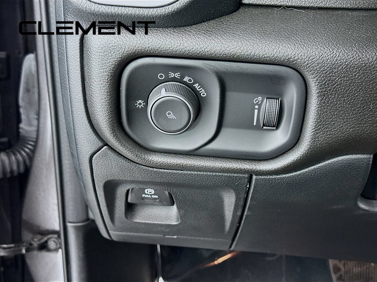 Used 2023 RAM 1500 Big Horn AWD/4WD image 14