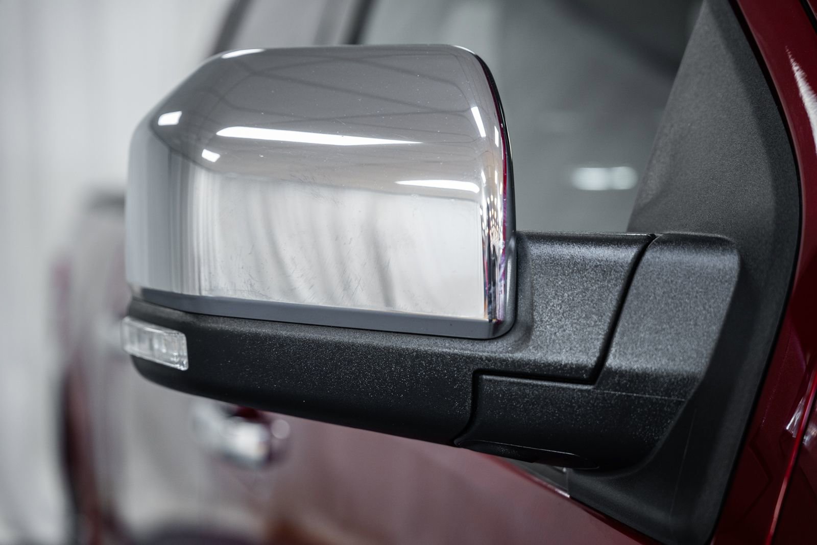 Certified 2018 Ford F150 Platinum w/ Equipment Group 701A Luxury image 22