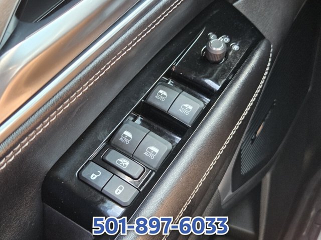 Used 2024 Jeep Wagoneer Series II AWD/4WD image 29