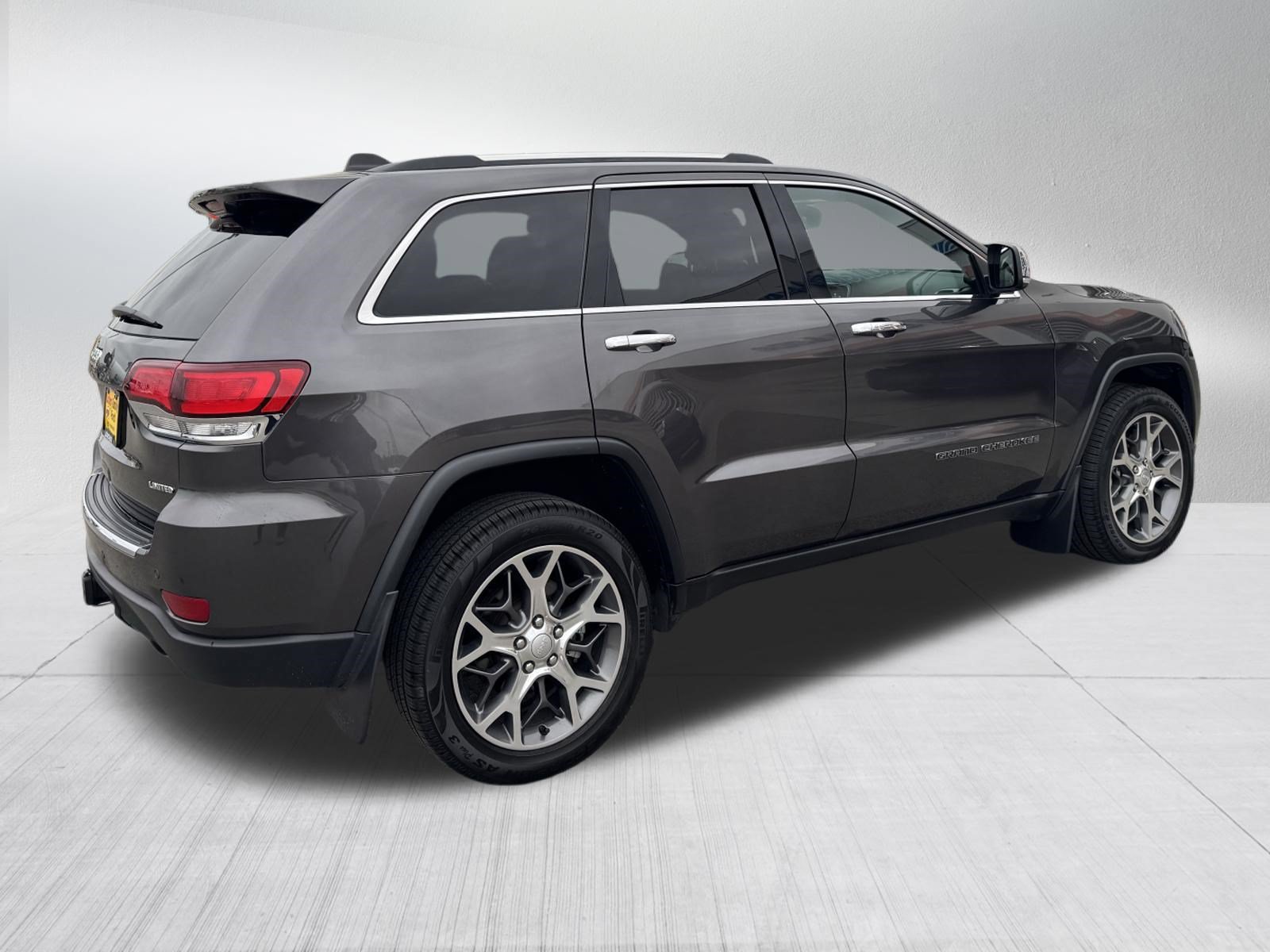 Used 2021 Jeep Grand Cherokee Limited w/ Sun & Sound Group AWD/4WD image 7