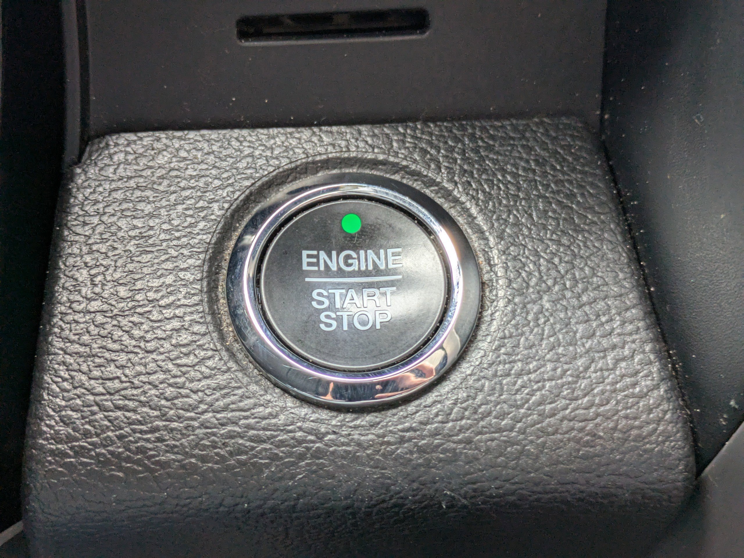 Certified 2021 Ford F250 Platinum w/ FX4 Off-Road Package image 33