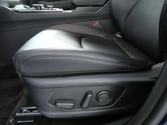 Used 2025 Kia Sportage EX AWD/4WD image 14
