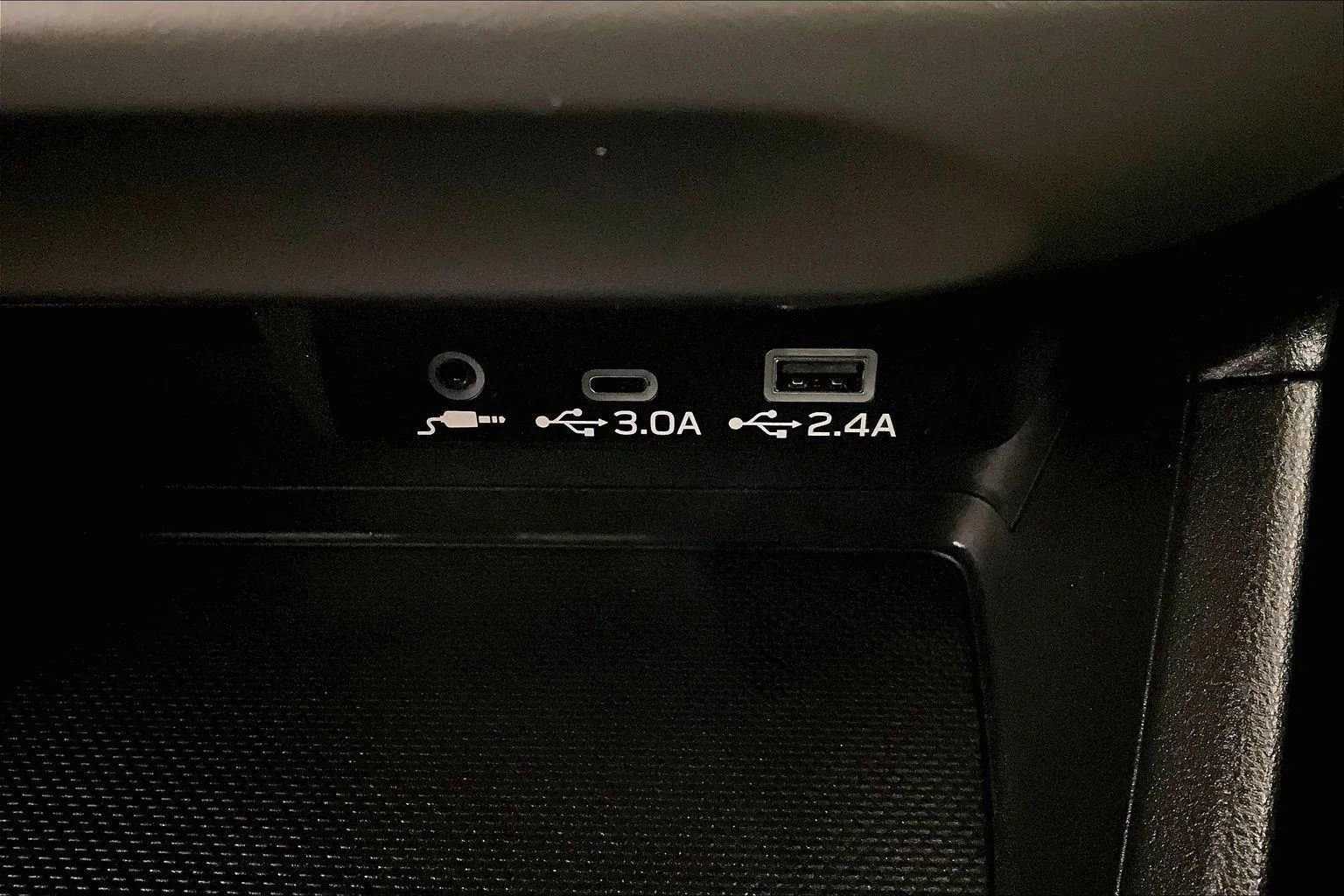 Used 2024 Subaru Crosstrek 2.0i Premium w/ Popular Package #3 image 31