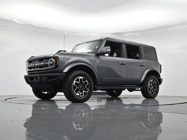 Certified 2024 Ford Bronco Outer Banks AWD/4WD image 35