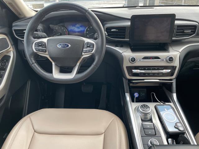 Certified 2022 Ford Explorer XLT w/ Equipment Group 202A image 36
