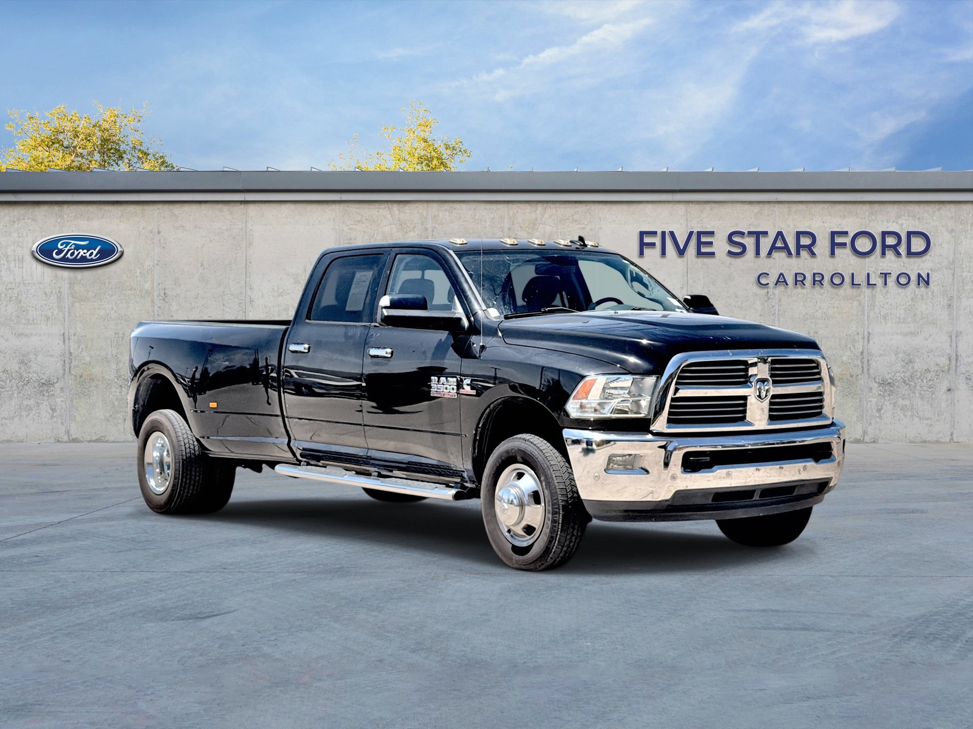 Used 2017 RAM 3500 Big Horn AWD/4WD image 1