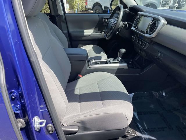 Used 2023 Toyota Tacoma SR5 w/ Technology Package AWD/4WD image 30