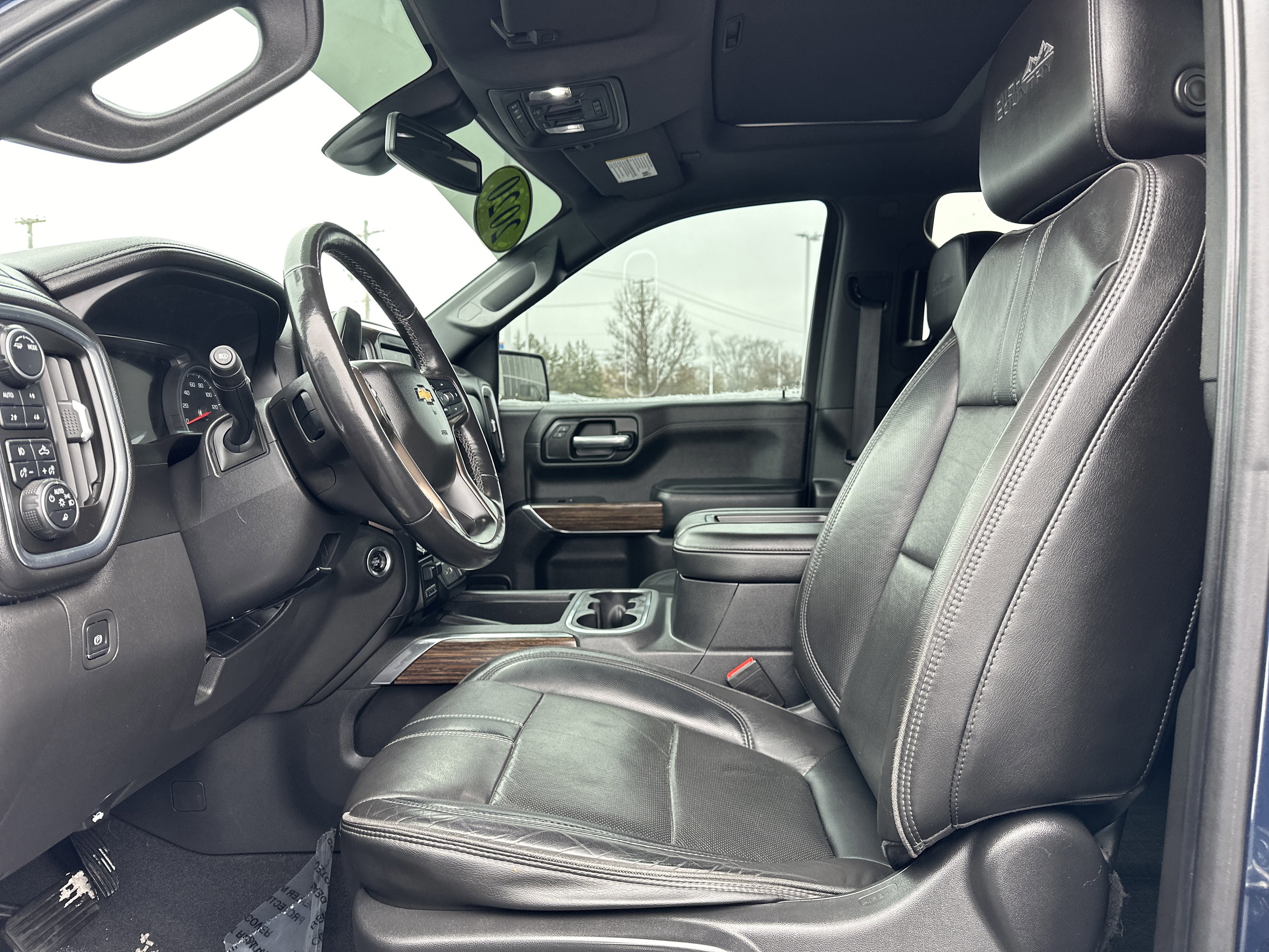 Used 2020 Chevrolet Silverado 1500 High Country image 17