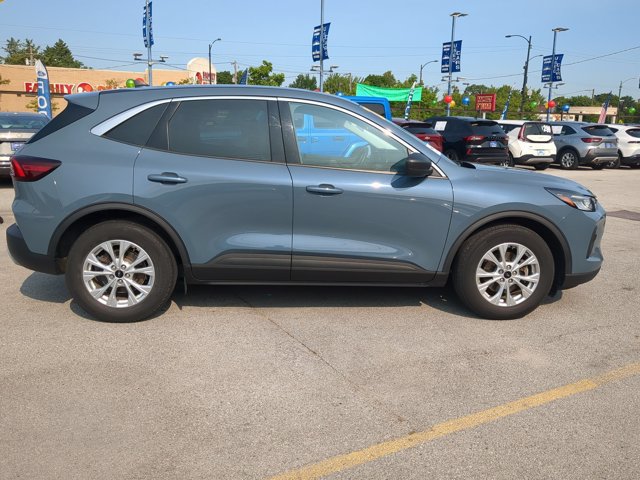 Certified 2023 Ford Escape Active FWD image 3