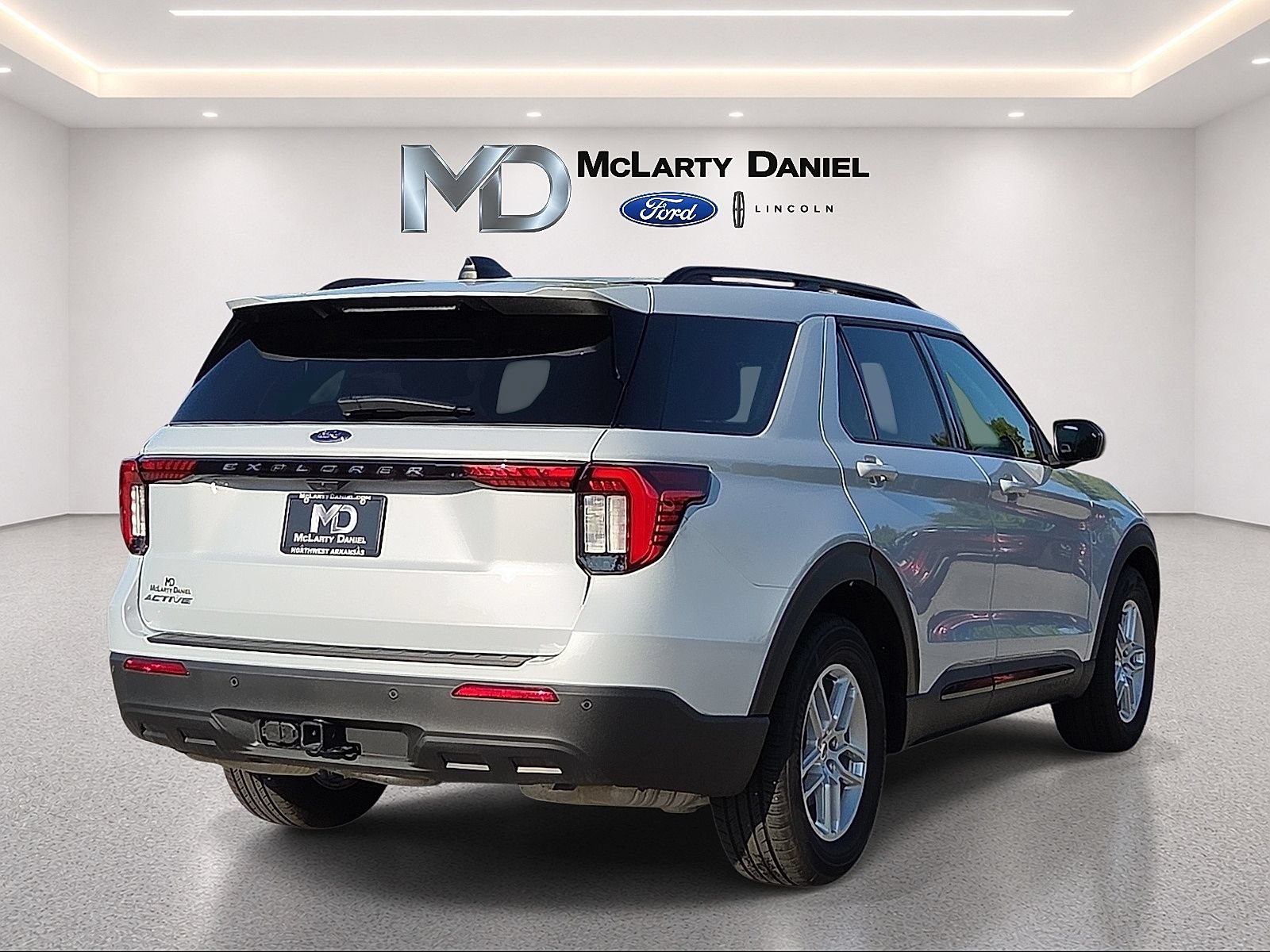 Certified 2026 Ford Explorer Active RWD image 5