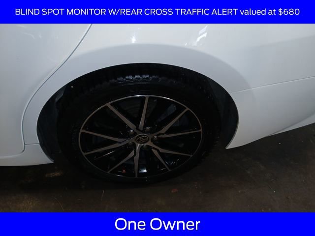 Used 2021 Toyota Camry SE w/ Audio Upgrade Package image 5