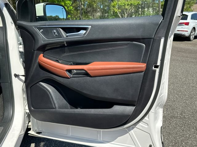 Certified 2019 Ford Edge Titanium w/ Equipment Group 301A image 14