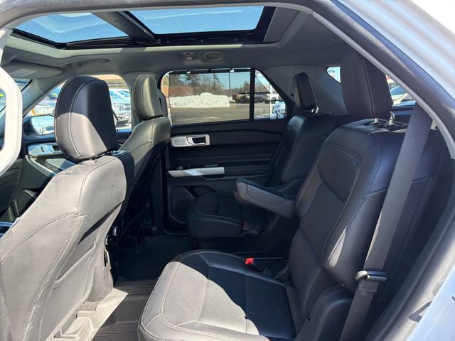 Certified 2024 Ford Explorer Limited w/ Limited Technology Package image 11
