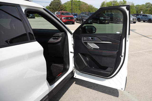 Certified 2025 Ford Explorer ST AWD/4WD image 40