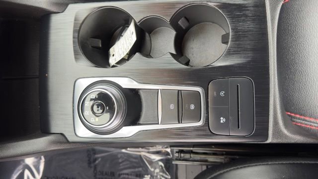 Certified 2025 Ford Escape ST-Line w/ Cold Weather Package AWD/4WD image 15