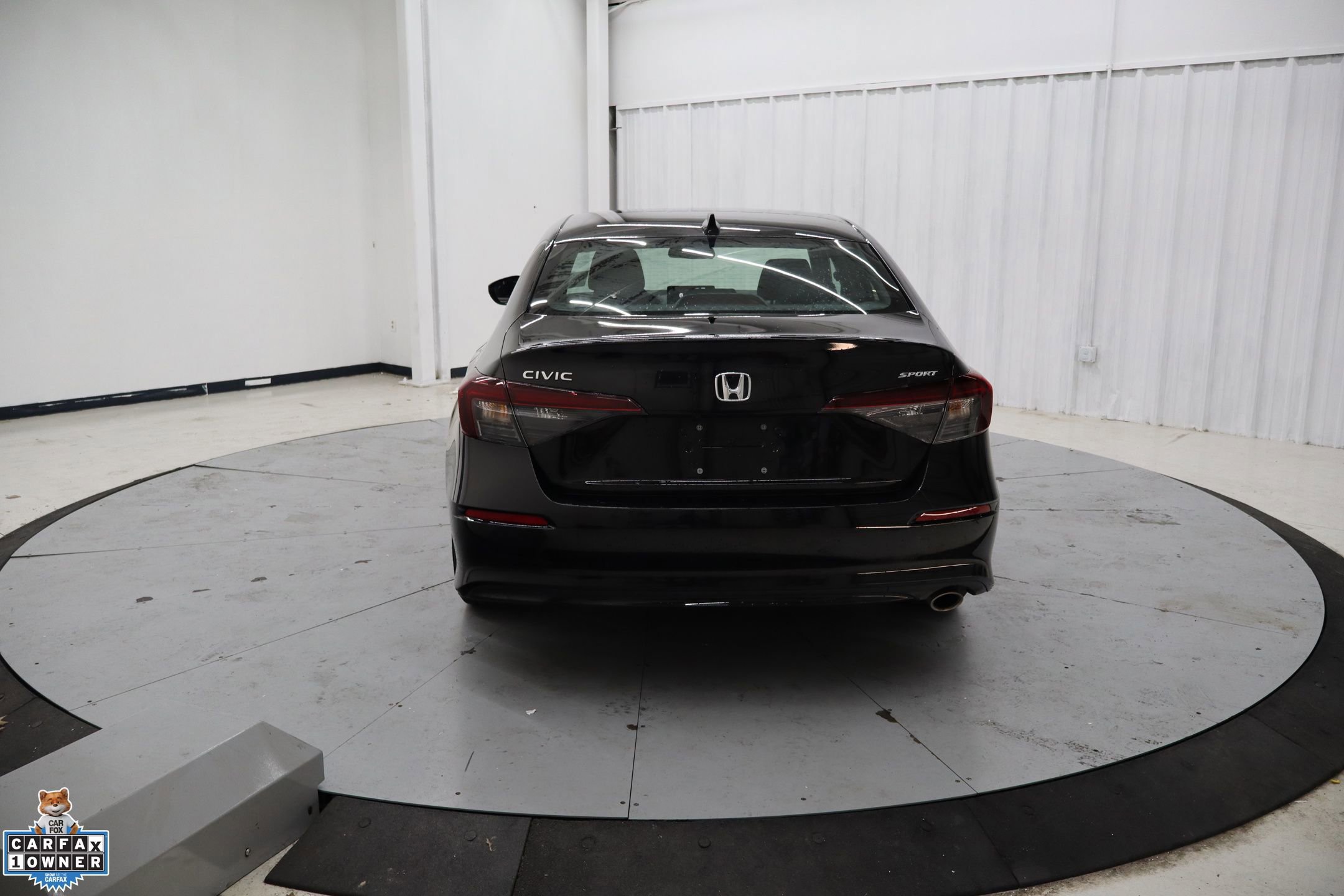 Used 2025 Honda Civic Sport image 4