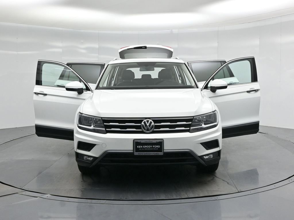 Used 2018 Volkswagen Tiguan SEL w/ 3rd Row Seat Package image 51