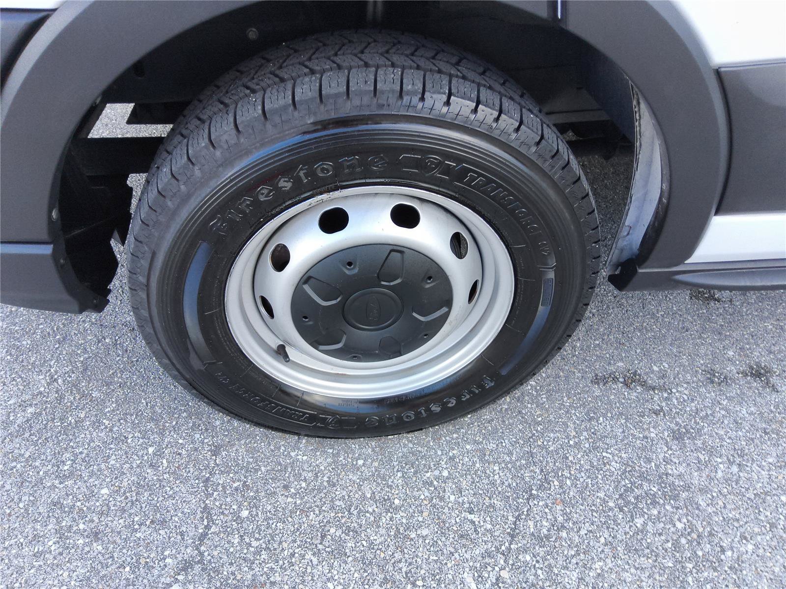 Certified 2023 Ford Transit 250 Medium Roof RWD image 9