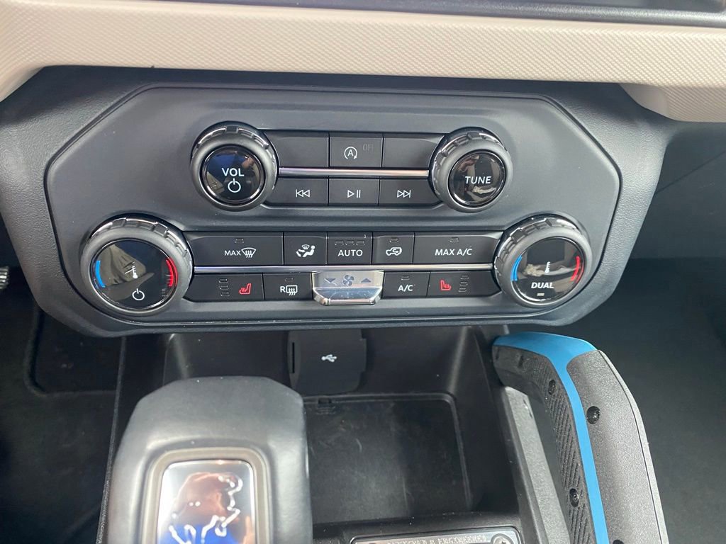 Certified 2022 Ford Bronco Wildtrak image 17