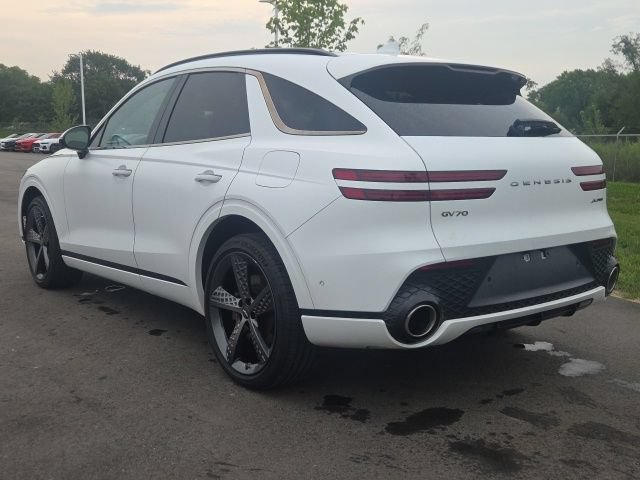 Used 2022 Genesis GV70 3.5T Sport w/ Sport Prestige Package AWD/4WD image 13
