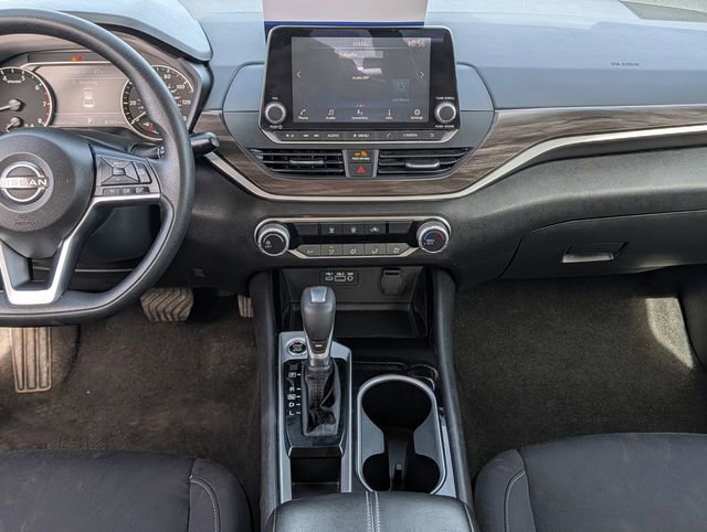 Used 2024 Nissan Altima 2.5 SV image 22