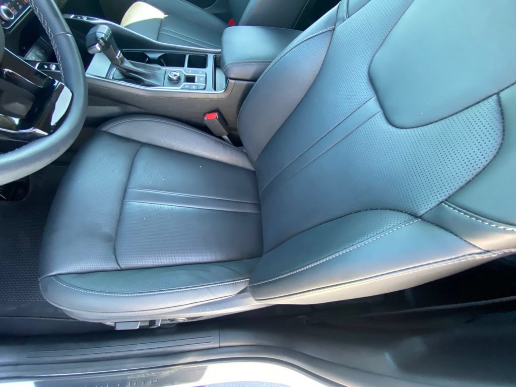 Used 2025 Kia Sorento S w/ Panoramic Sunroof Package FWD image 23