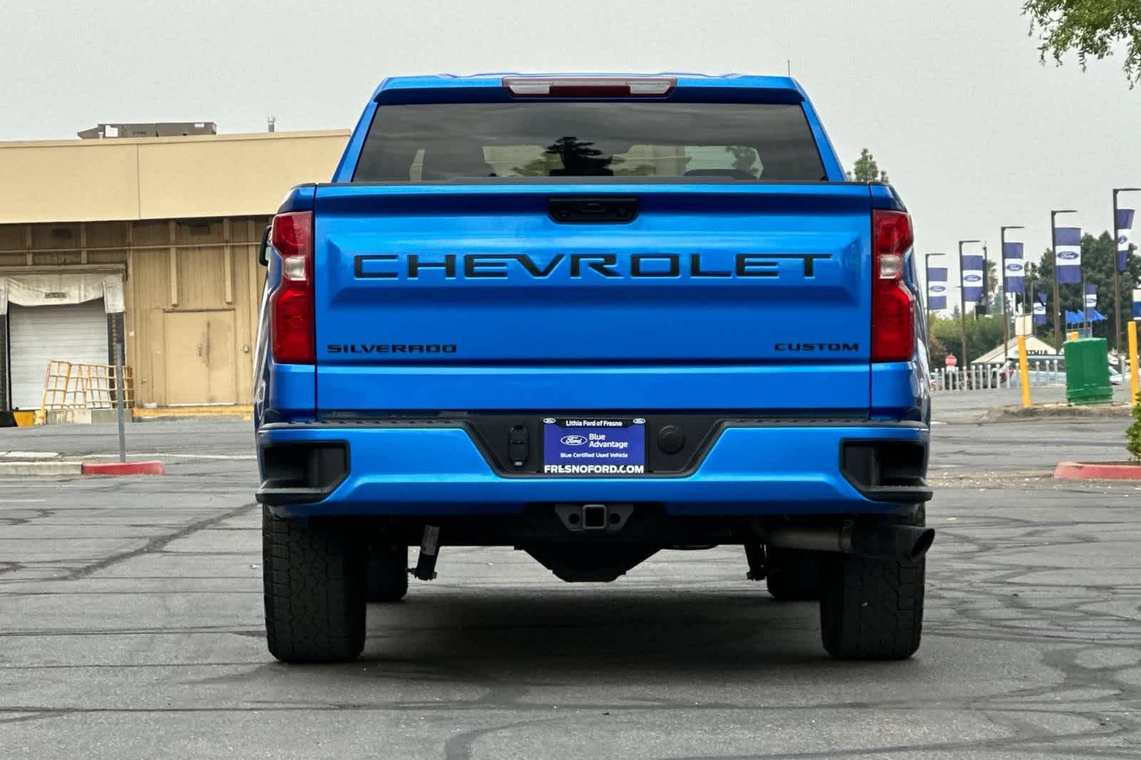 Used 2025 Chevrolet Silverado 1500 Custom w/ Turbomax Blackout Package RWD image 8