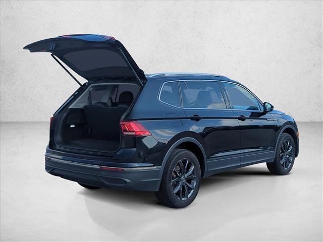 Used 2024 Volkswagen Tiguan SE FWD image 5