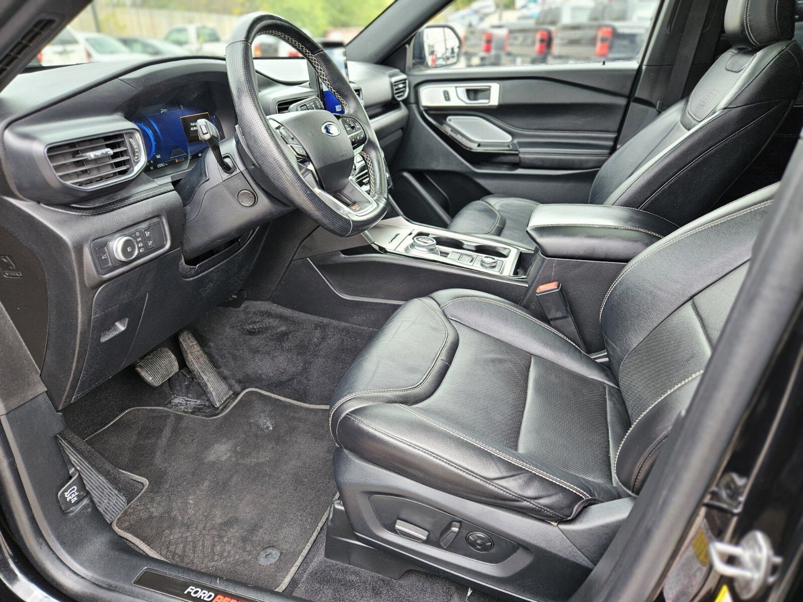 Certified 2021 Ford Explorer ST w/ Equipment Group 401A image 19