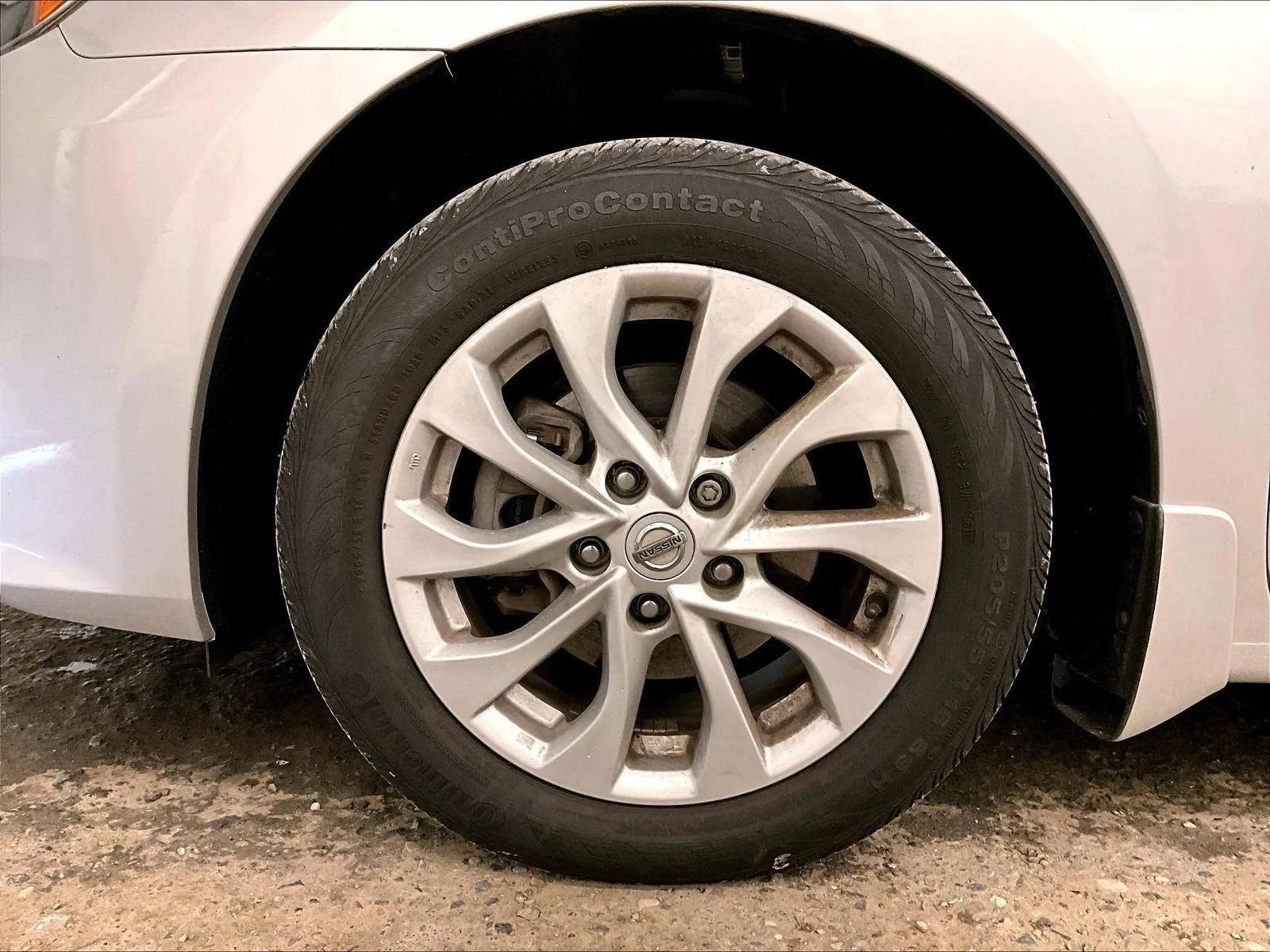 Used 2019 Nissan Sentra SV FWD image 8