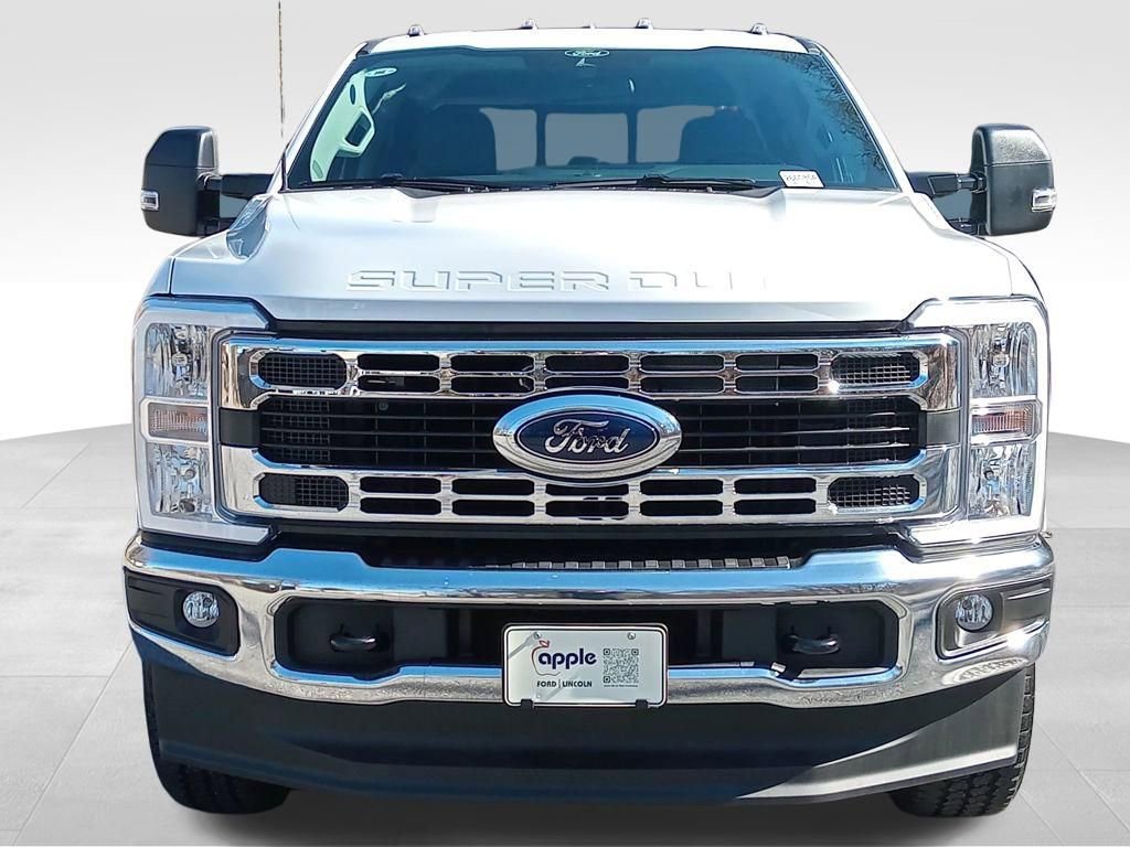 Certified 2025 Ford F250 XLT w/ FX4 Off-Road Package image 8