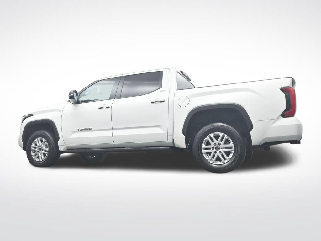 Used 2024 Toyota Tundra SR5 w/ SR5 Premium Package AWD/4WD image 38