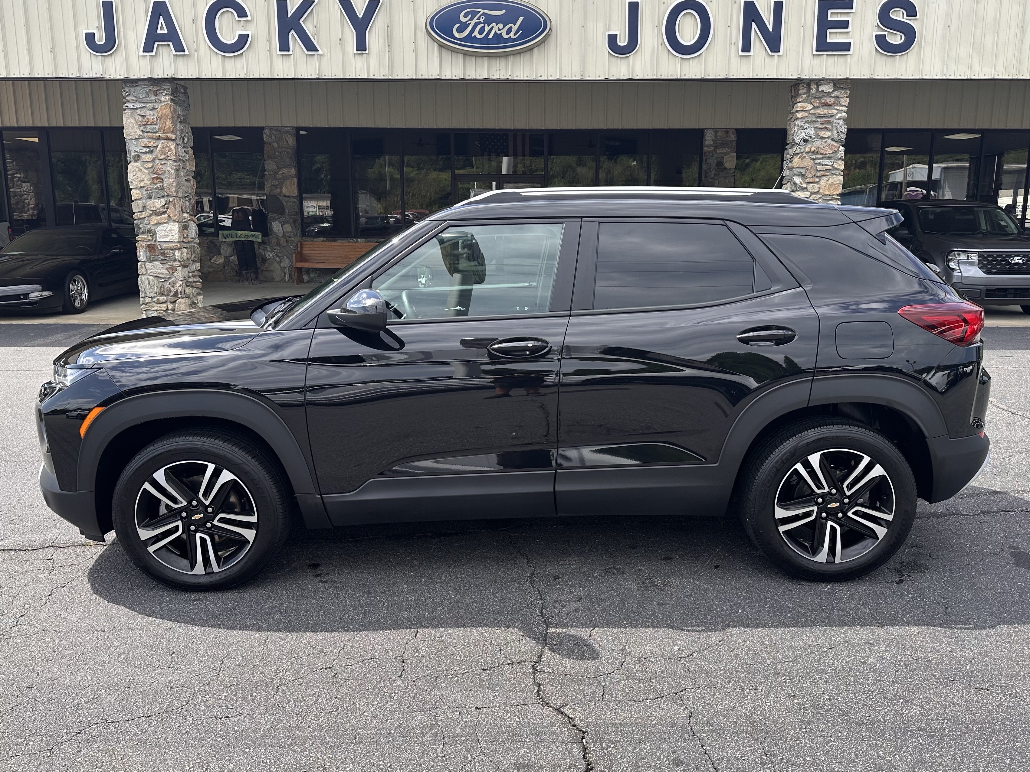 Used 2021 Chevrolet TrailBlazer LT