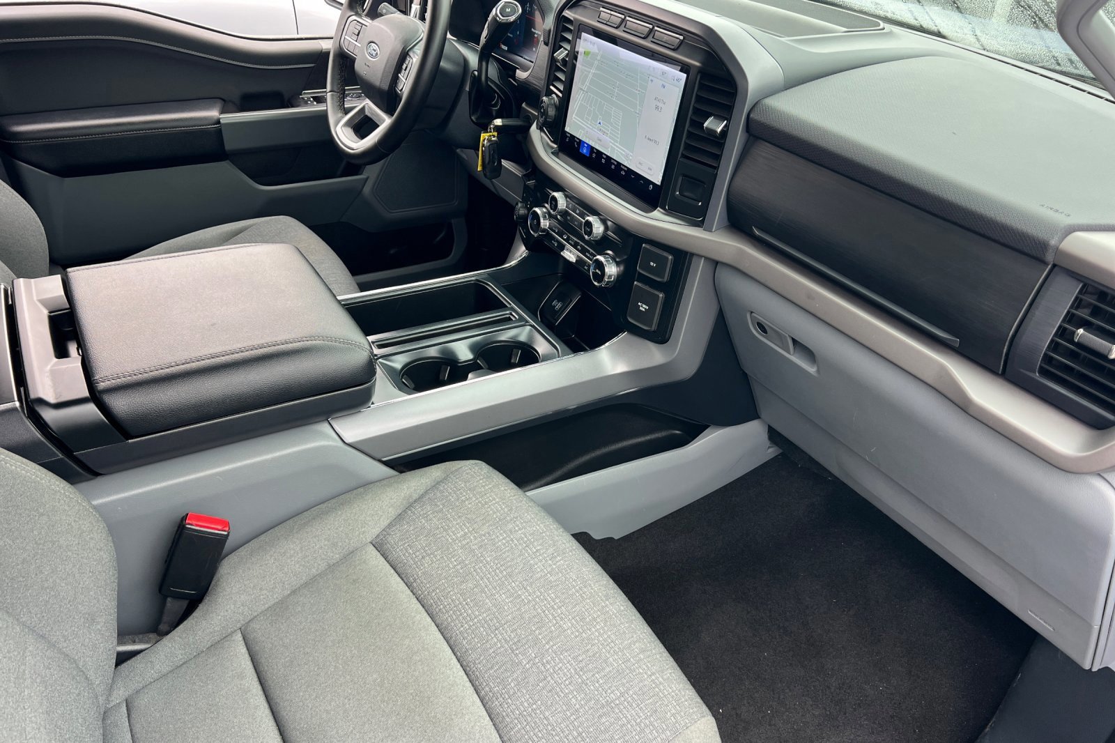 Certified 2024 Ford F150 XLT w/ Mobile Office Package image 16