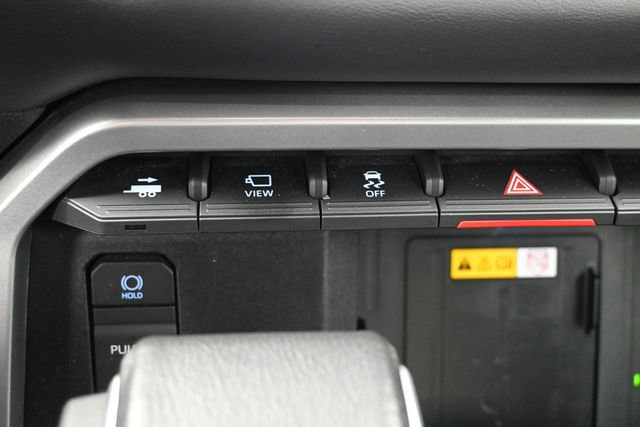 Used 2024 Toyota Tundra Platinum AWD/4WD image 14