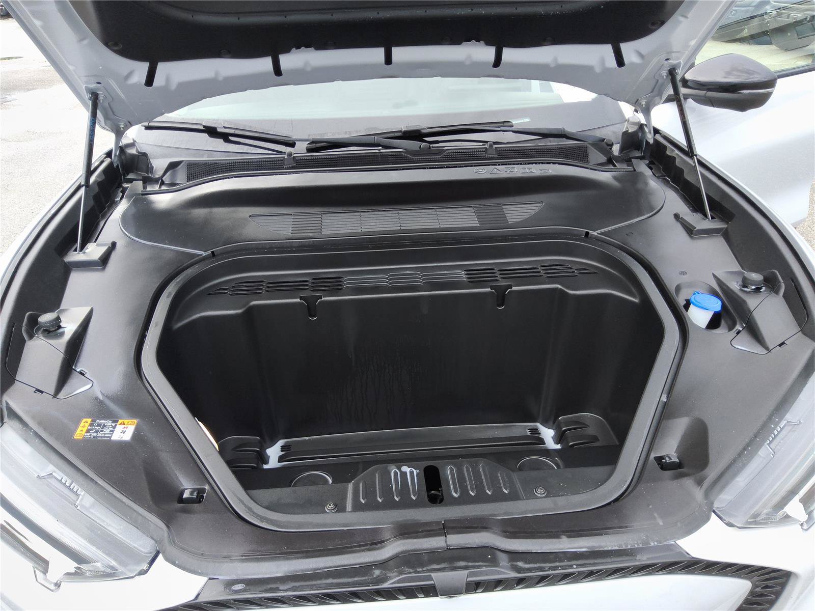 Certified 2023 Ford Mustang Mach-E Select RWD image 28