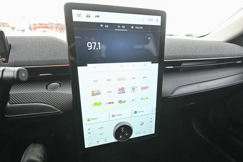 Certified 2025 Ford Mustang Mach-E Premium image 39